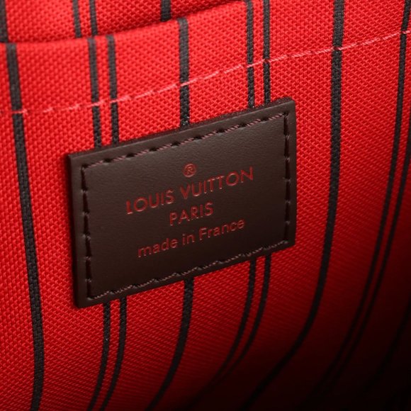 Louis Vuitton Neverfull MM Pochette - Picture 3 of 4